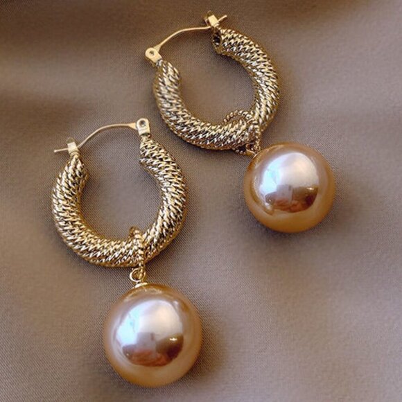 New Arrival Daily Office Wear Champagne Pearl Earrings, MLNN1380 - Picture 1 of 4